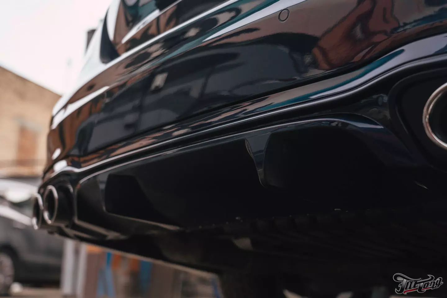 Частичный окрас и антихром для Mercedes E53